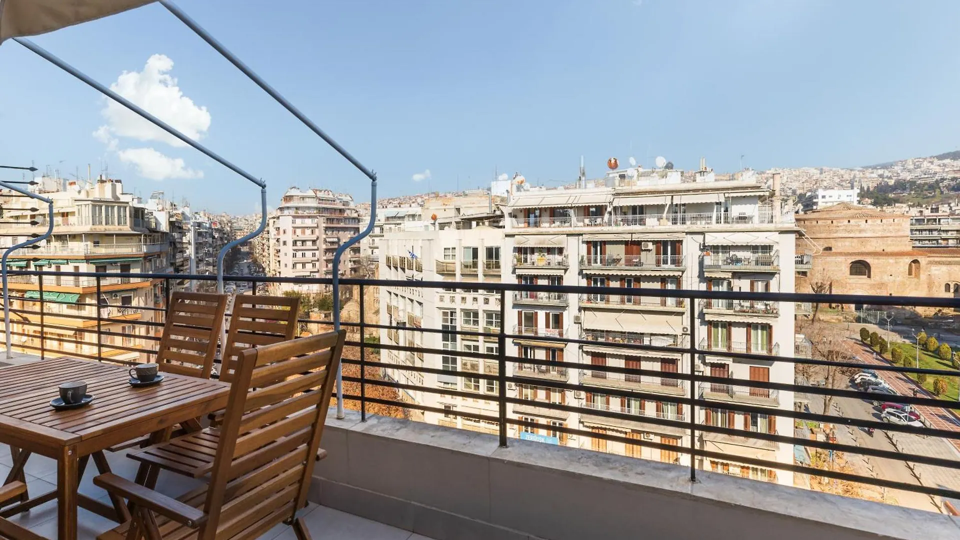 Aether By Halu! Central 2-Bd Apt Thessaloniki 0*,